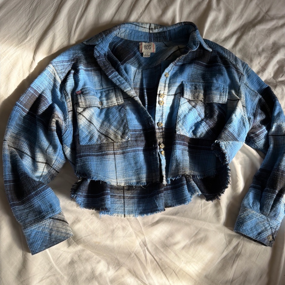 BDG Blue and Black Plaid Cropped Shirt
